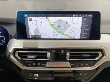 BMW X3 xDrive30e M Sport Navi Head-Up Kamera HiFi