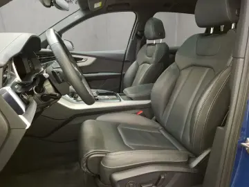 AUDI Q7 50TDI S line  quattro