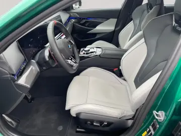 BMW M5 Touring xDrive