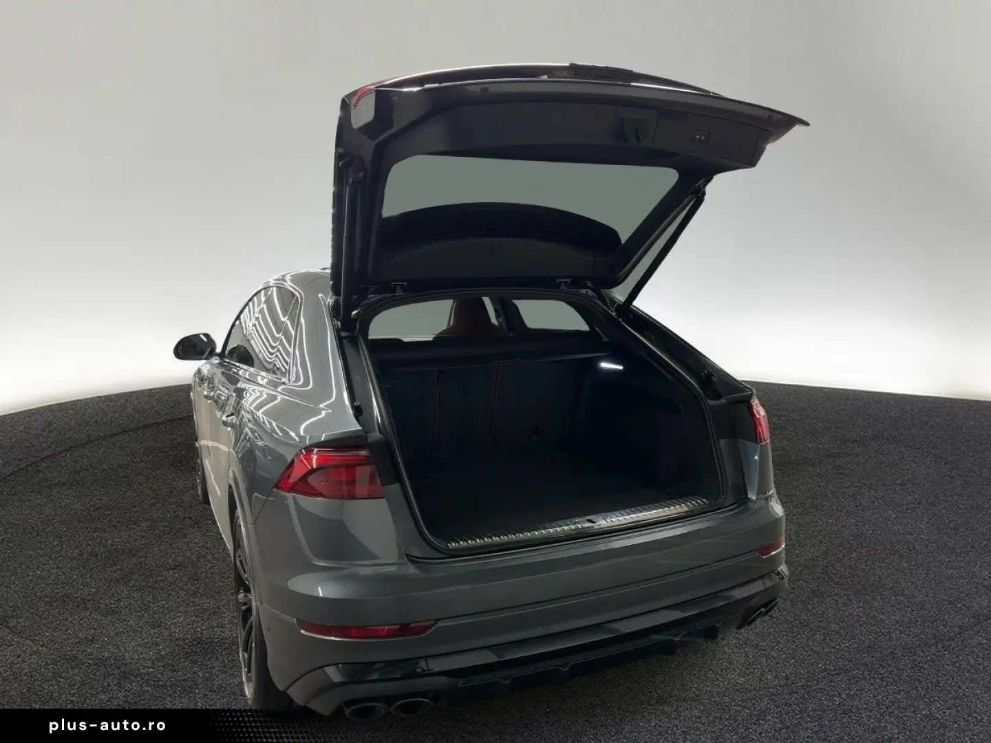 AUDI SQ8 TFSI tiptr. 360 K MATRIX PANO HUD VIRTUAL