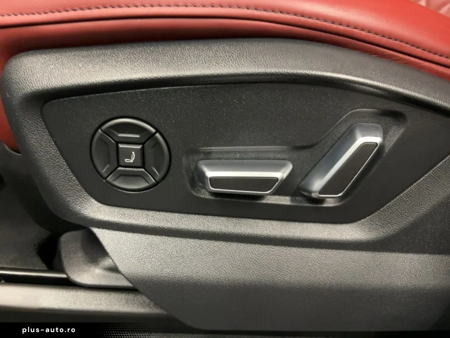 AUDI SQ8 TFSI tiptr. 360 K MATRIX PANO HUD VIRTUAL