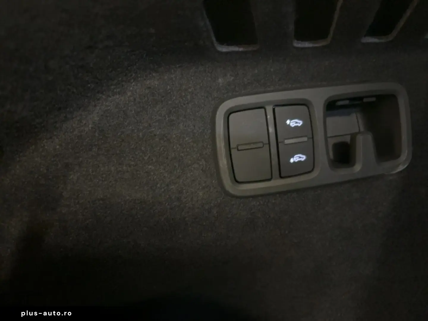 AUDI SQ8 TFSI tiptr. 360 K MATRIX PANO HUD VIRTUAL