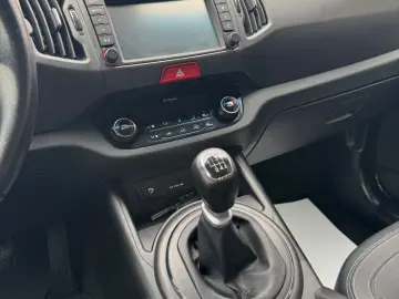 Kia SPORTAGE 2011 1.6 Benzina Euro 5