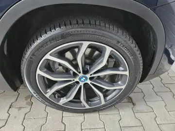 BMW X3 xDrive30e M Sportlenkrad 20 Zoll 1Hand