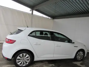 RENAULT MEGANE 1.5 Blue dCi 95CP Business