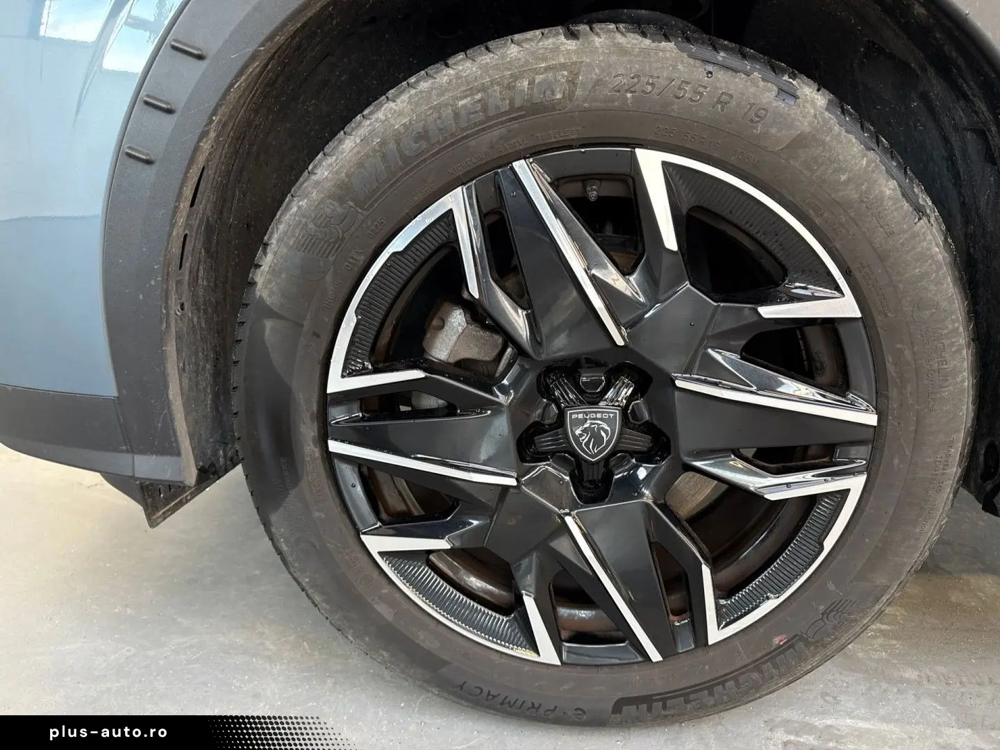 PEUGEOT 5008 1 2 Allure Hybrid 145 e-DSC6 (Blue Ingaro)