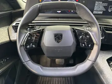 PEUGEOT 5008 1 2 Allure Hybrid 145 e-DSC6 (Blue Ingaro)