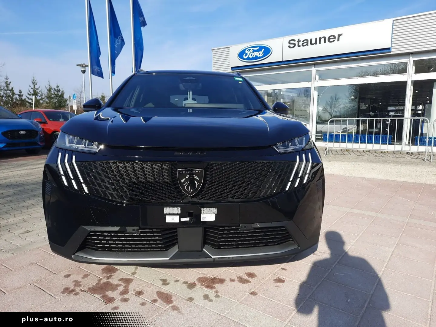 PEUGEOT 5008 1.2 136 A llure 7 Sitzer Navi Kamera LED