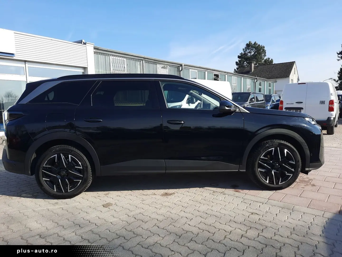 PEUGEOT 5008 1.2 136 A llure 7 Sitzer Navi Kamera LED