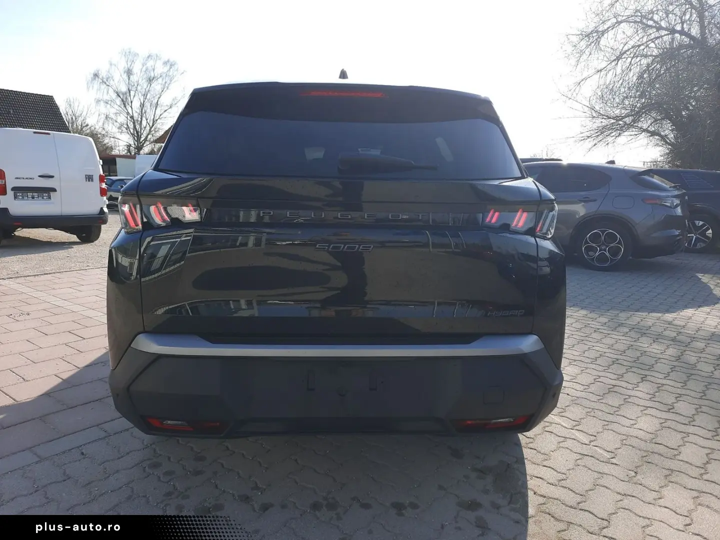 PEUGEOT 5008 1.2 136 A llure 7 Sitzer Navi Kamera LED