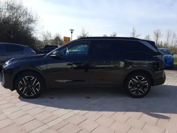 PEUGEOT 5008 1.2 136 A llure 7 Sitzer Navi Kamera LED