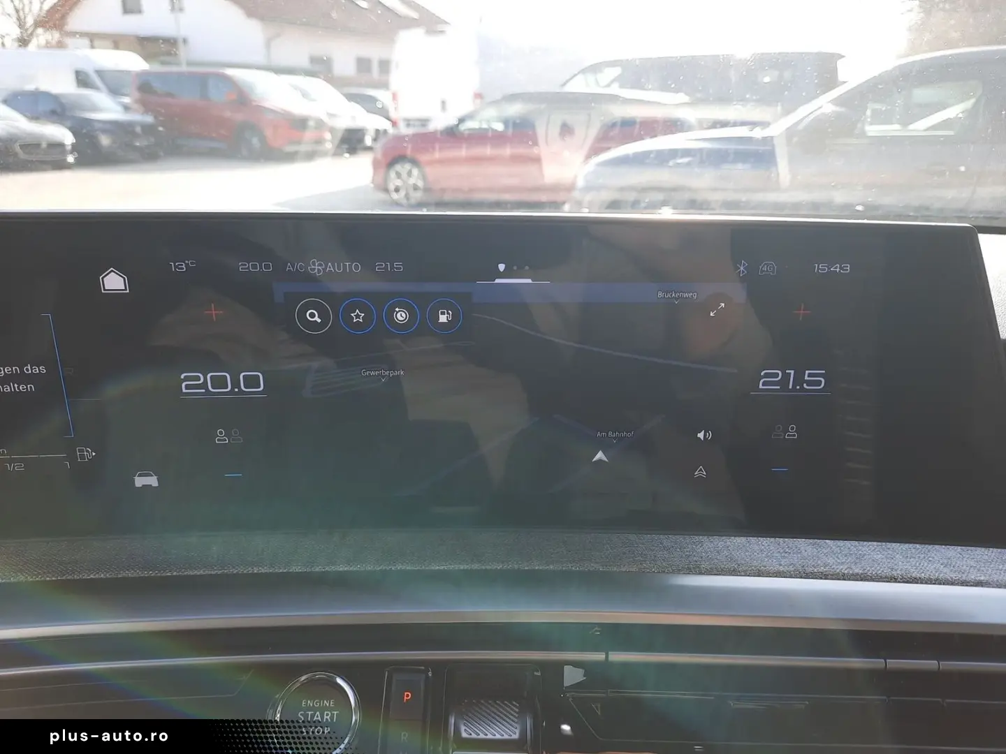 PEUGEOT 5008 1.2 136 A llure 7 Sitzer Navi Kamera LED