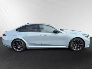 BMW M5 Limousine MDriver'sPack. Pano