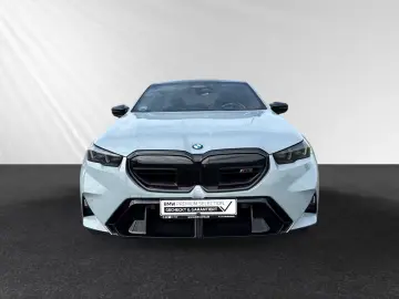 BMW M5 Limousine MDriver'sPack. Pano