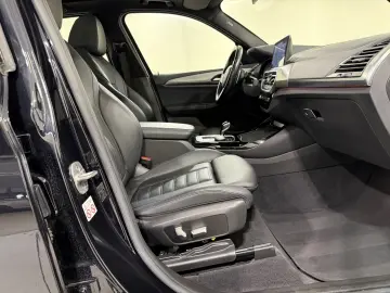 BMW X3 xDrive20d M Sportpaket AHK RFK Pano ALED