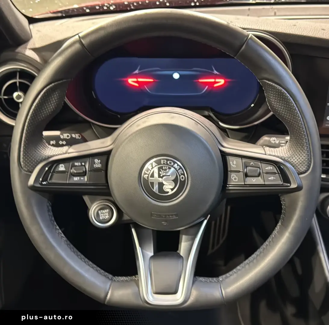 Alfa Romeo Giulia 2.0 Ti Q4   MATRIX   LEDER