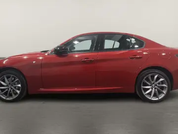 Alfa Romeo Giulia 2.0 Ti Q4   MATRIX   LEDER