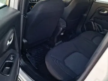 JEEP RENEGADE 1.0 Turbo 120 CP Longitude 4x2