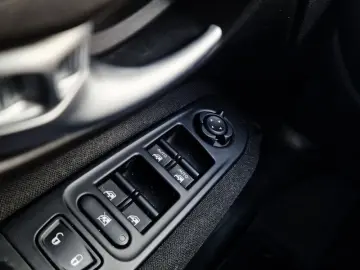 JEEP RENEGADE 1.0 Turbo 120 CP Longitude 4x2