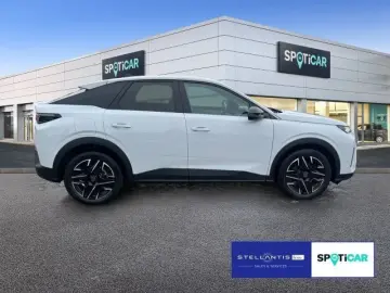 PEUGEOT 3008 1.2 Hybrid 145 Allure Aut . CAM Navi SHZ