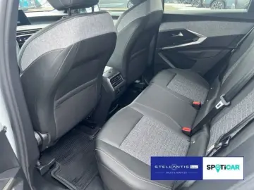 PEUGEOT 3008 1.2 Hybrid 145 Allure Aut . CAM Navi SHZ