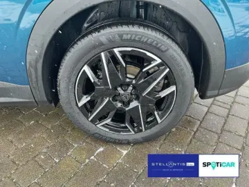 PEUGEOT 3008 1.2 Hybrid 145 GT Aut. CA M Navi Winter Pak