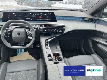 PEUGEOT 3008 1.2 Hybrid 145 GT Aut. CA M Navi Winter Pak