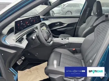 PEUGEOT 3008 1.2 Hybrid 145 GT Aut. CA M Navi Winter Pak