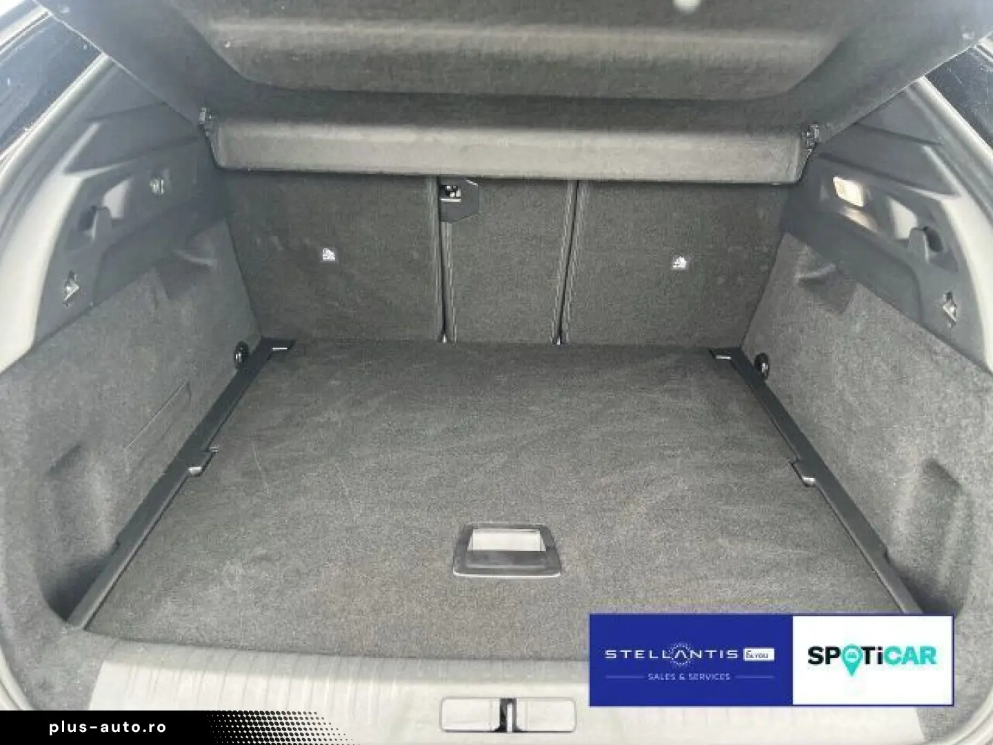 PEUGEOT 3008 1.2 Hybrid 145 GT Aut. CA M Navi Winter Pak