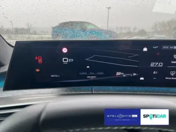 PEUGEOT 3008 1.2 Hybrid 145 GT Aut. CA M Navi Winter Pak