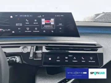 PEUGEOT 3008 1.2 Hybrid 145 GT Aut. CA M Navi Winter Pak