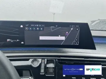 PEUGEOT 3008 1.2 Hybrid 145 GT Aut. CA M Navi Winter Pak