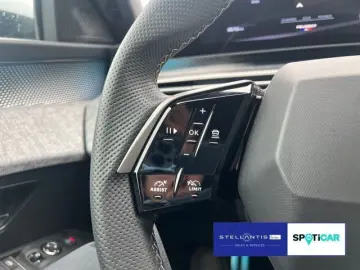 PEUGEOT 3008 1.2 Hybrid 145 GT Aut. CA M Navi Winter Pak