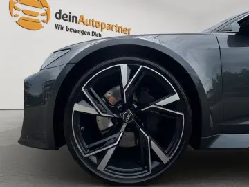 AUDI RS 6 Avant 4.0 TFSI quattro LED LEDER HUD AIR SU