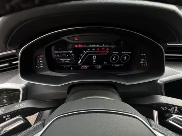 AUDI RS 6 Avant 4.0 TFSI quattro LED LEDER HUD AIR SU