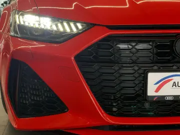 AUDI RS6 Avant tiptronic