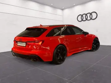 AUDI RS6 Avant tiptronic