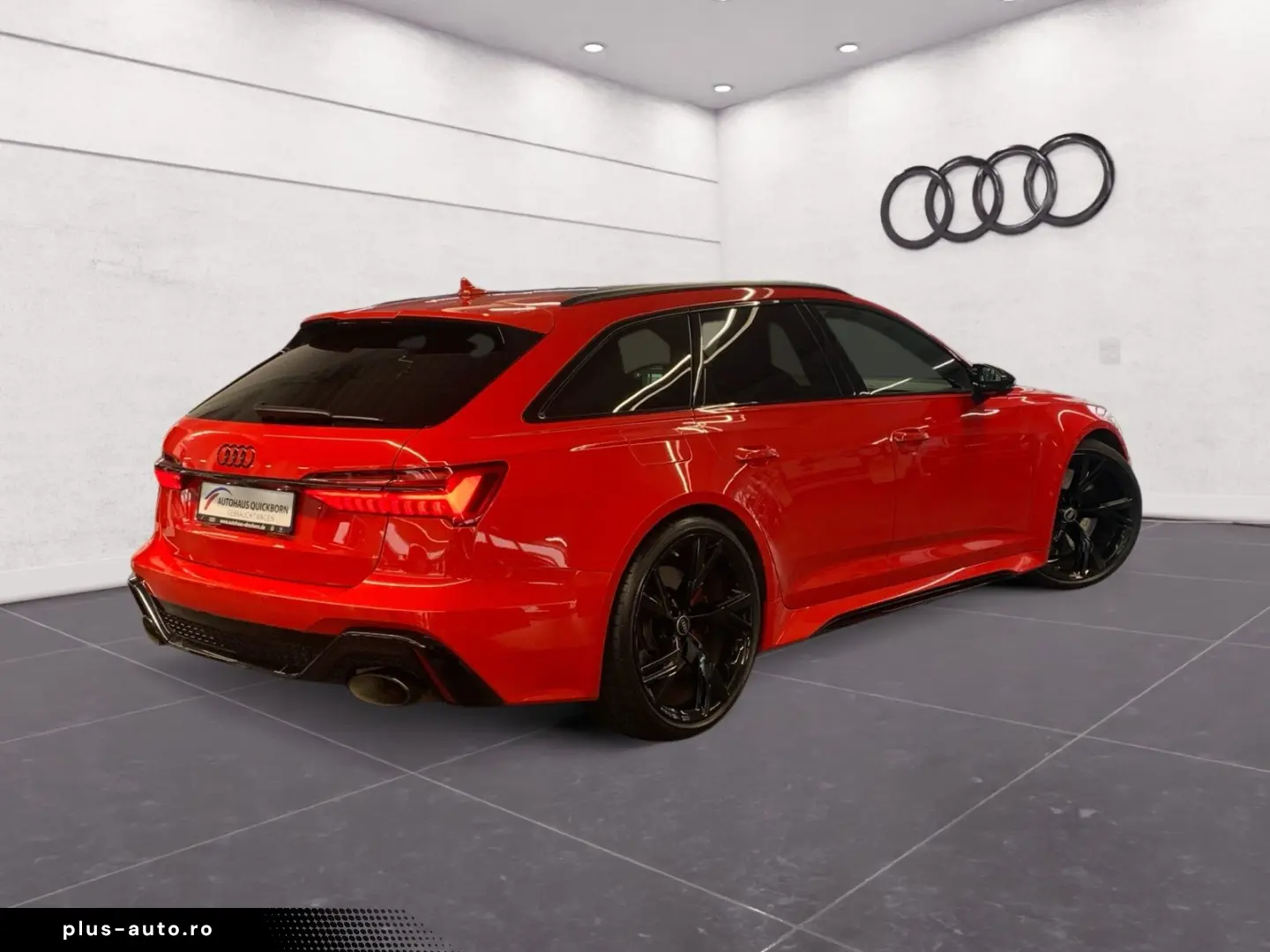 AUDI RS6 Avant tiptronic