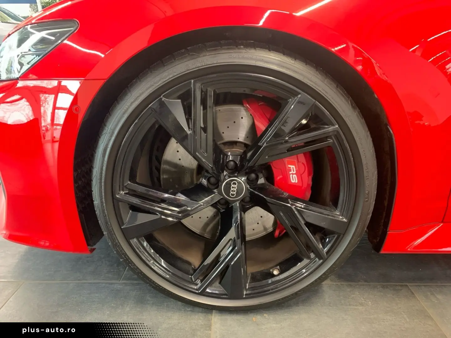 AUDI RS6 Avant tiptronic