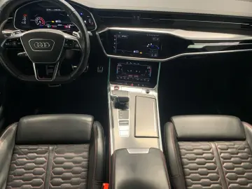 AUDI RS6 Avant tiptronic