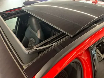 AUDI RS6 Avant tiptronic