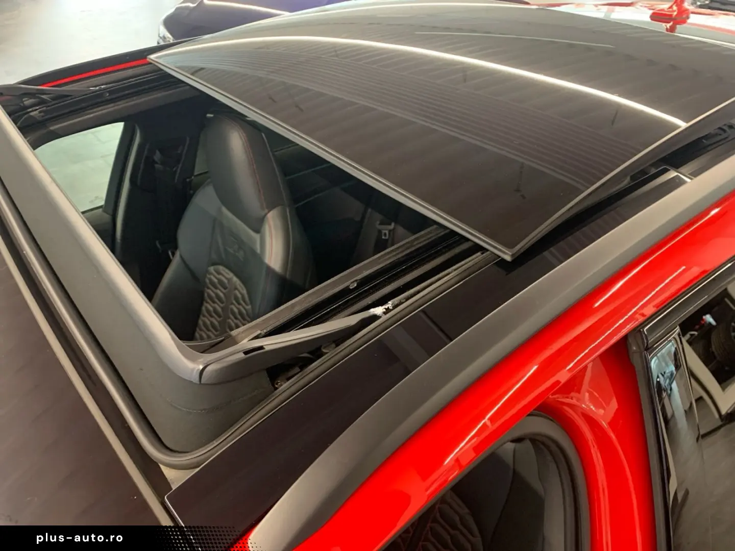 AUDI RS6 Avant tiptronic