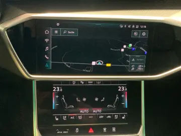 AUDI RS6 Avant tiptronic