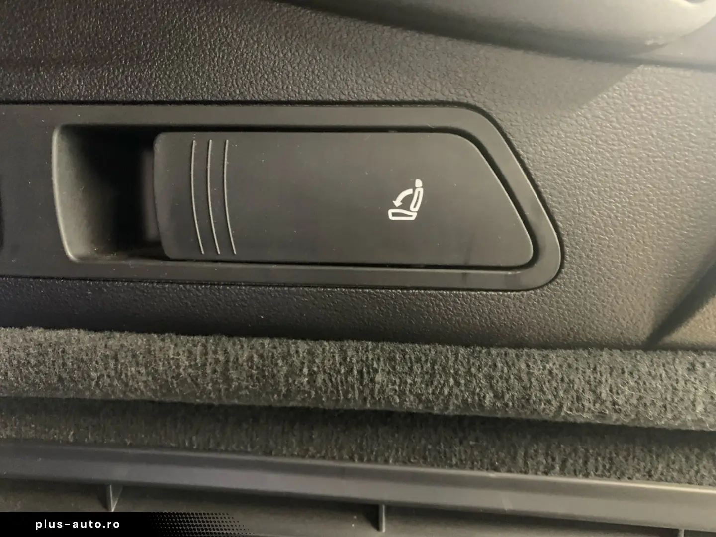 AUDI RS6 Avant tiptronic