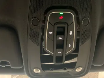 AUDI RS6 Avant tiptronic