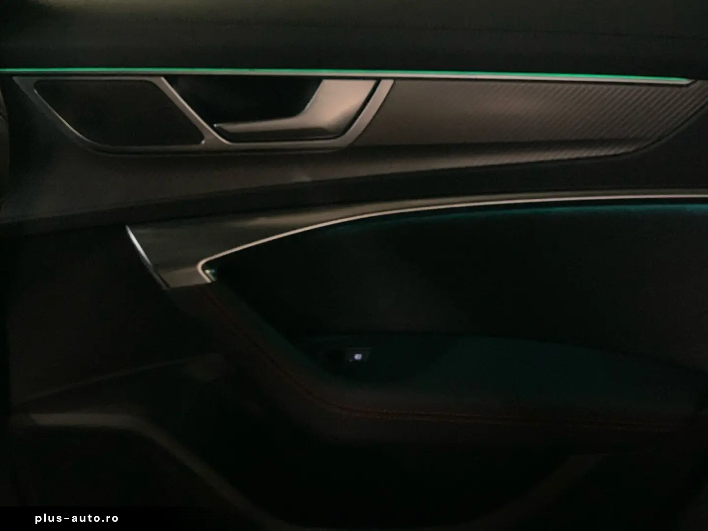 AUDI RS6 Avant tiptronic