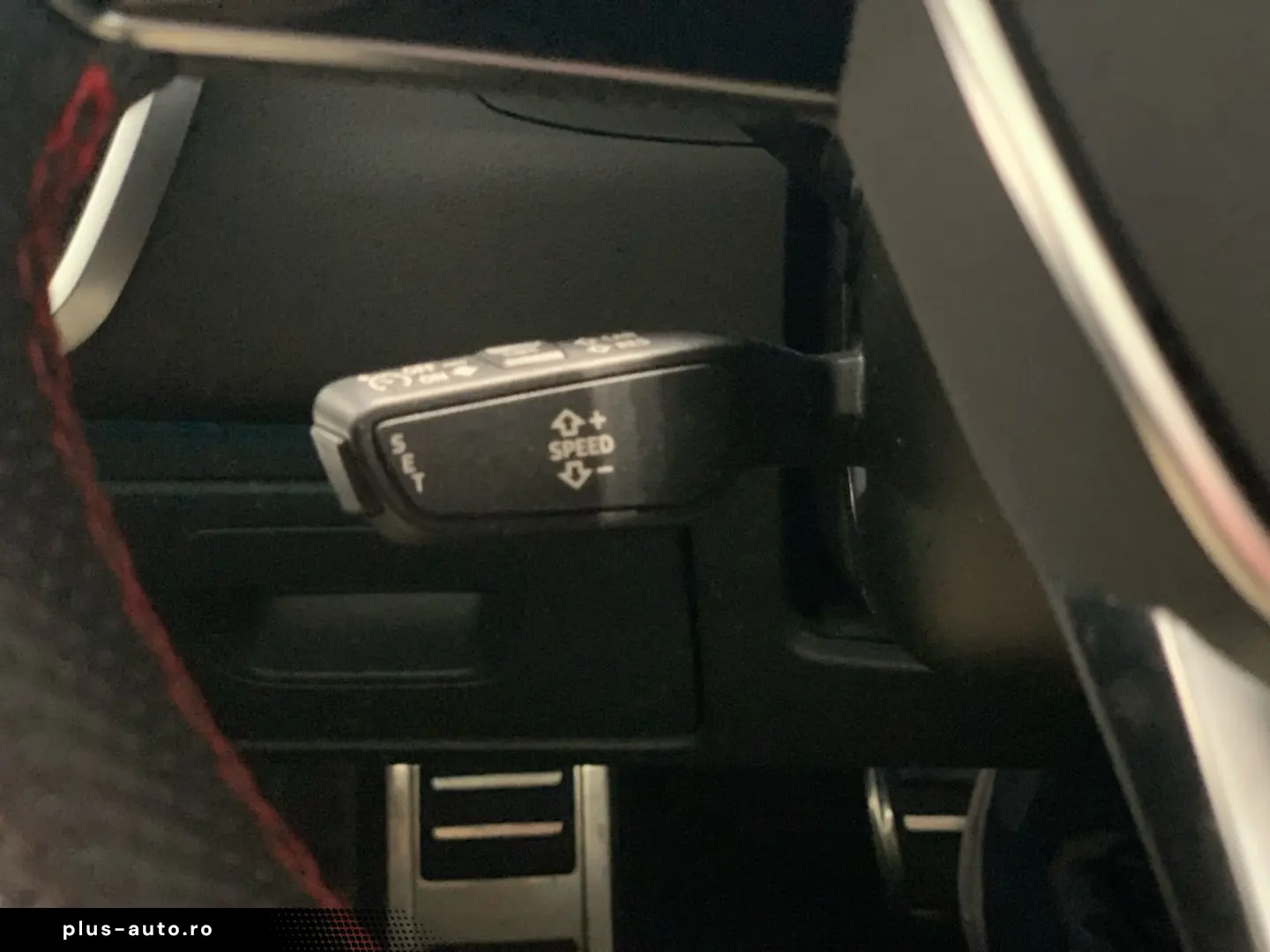 AUDI RS6 Avant tiptronic