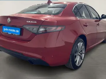 Alfa Romeo Giulia 2.0 Ti Q4   MATRIX   LEDER