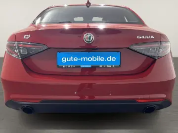 Alfa Romeo Giulia 2.0 Ti Q4   MATRIX   LEDER