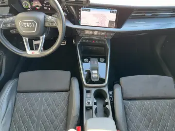 Audi A3 Sportback S line NAVI ACC AHK LED SIDEASS